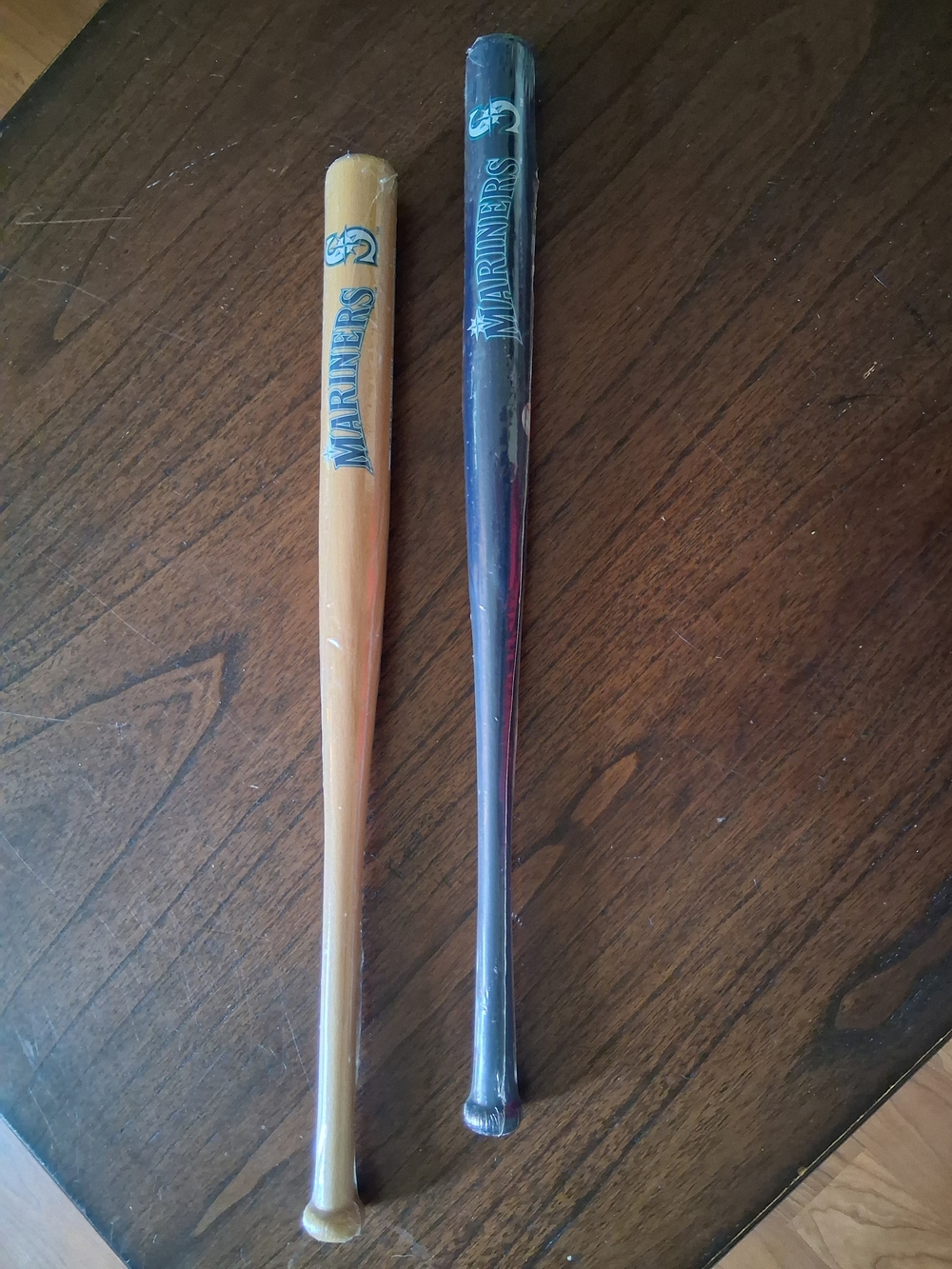 Mariners Mini Wood Bat Set - Yellow & Navy